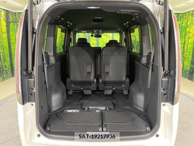 Honda STEP WGN 2023-01 368796-12