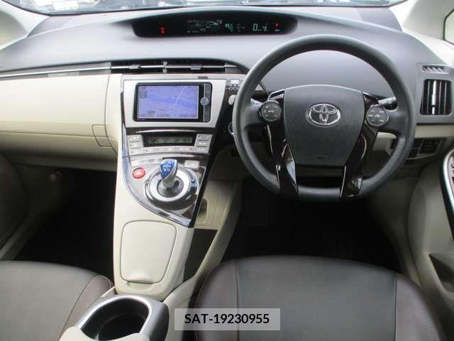 Toyota PRIUS 2014-06 352389-14