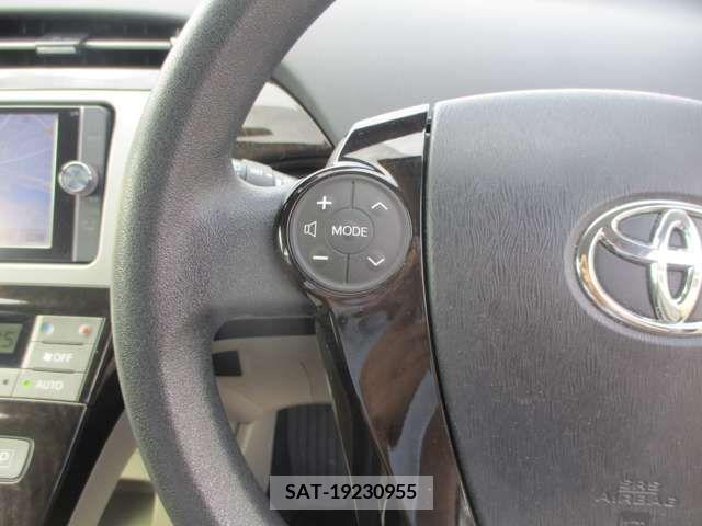 Toyota PRIUS 2014-06 352389-19