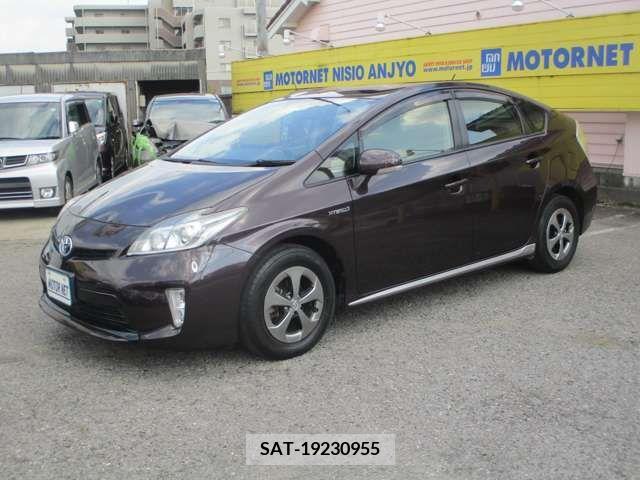 Toyota PRIUS 2014-06 352389-6