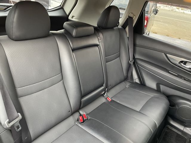 Nissan X-TRAIL 2014-02 1811-10