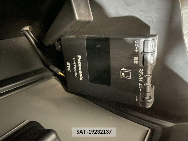 Mitsubishi MINICAB VAN 2016-10 277419-20