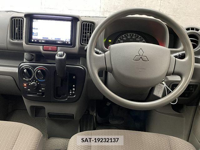 Mitsubishi MINICAB VAN 2016-10 277419-1