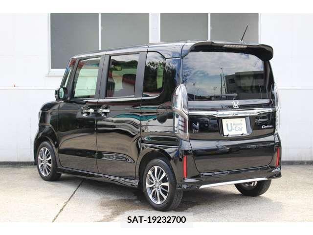 Honda N BOX CUSTOM 2021-10 307354-4