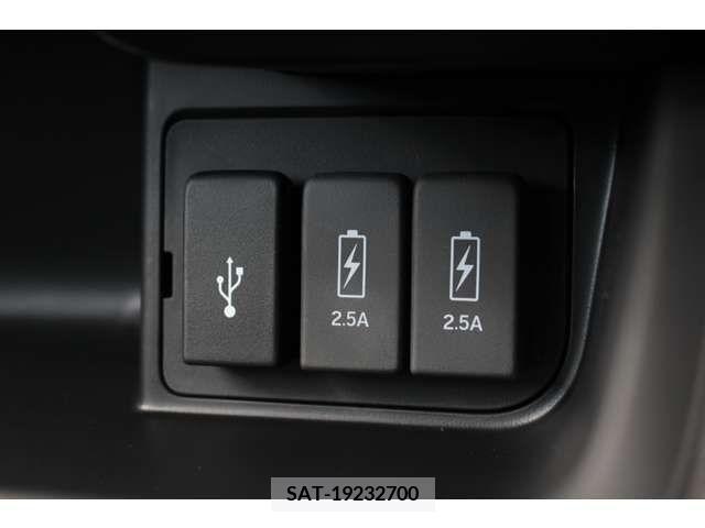 Honda N BOX CUSTOM 2021-10 307354-10