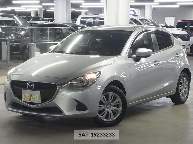 Mazda DEMIO 2017-02 335529-0