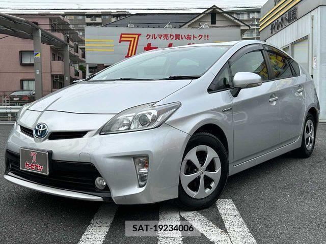 Toyota PRIUS 2012-11 322059-0