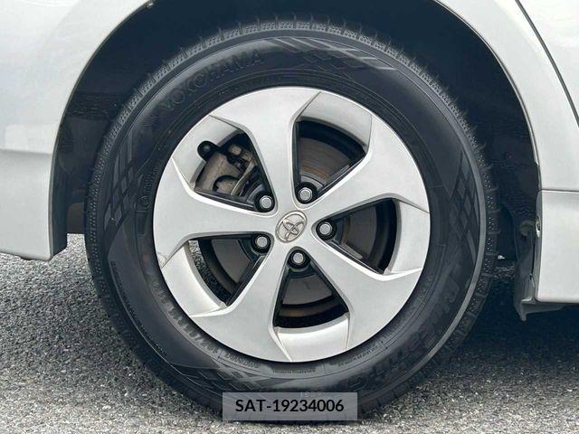 Toyota PRIUS 2012-11 322059-25
