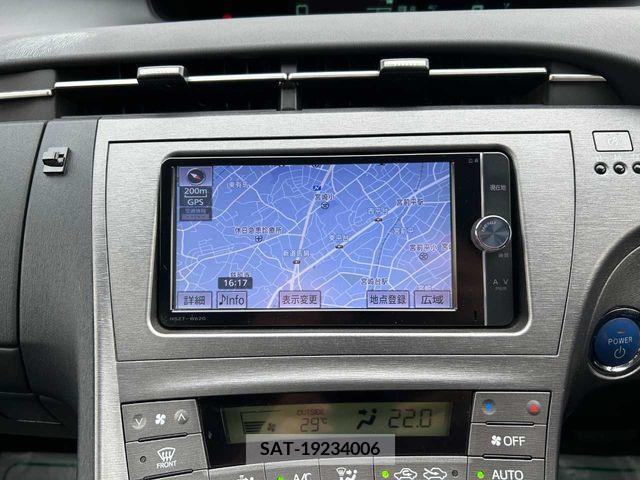 Toyota PRIUS 2012-11 322059-12