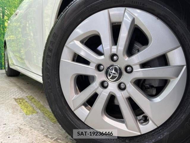 Toyota PRIUS 2016-02 340765-13