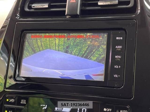 Toyota PRIUS 2016-02 340765-3