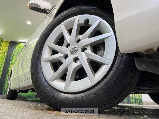 Toyota PRIUS ALPHA 2012-07 282445-13