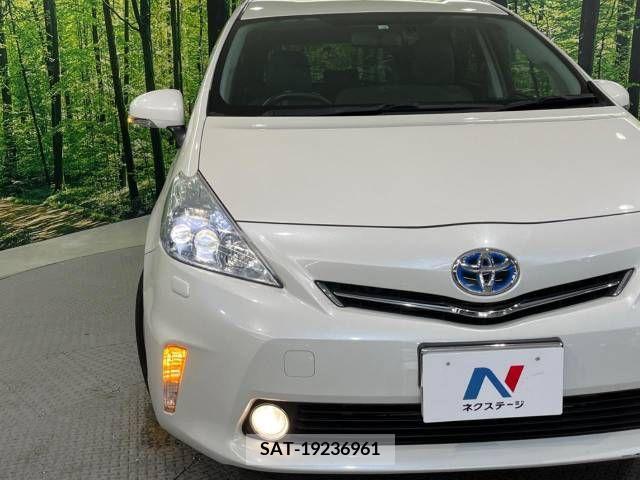 Toyota PRIUS ALPHA 2012-07 282445-12