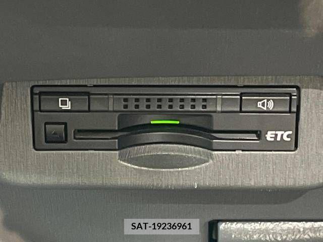 Toyota PRIUS ALPHA 2012-07 282445-5