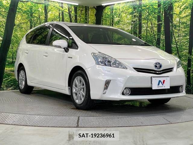 Toyota PRIUS ALPHA 2012-07 282445-16