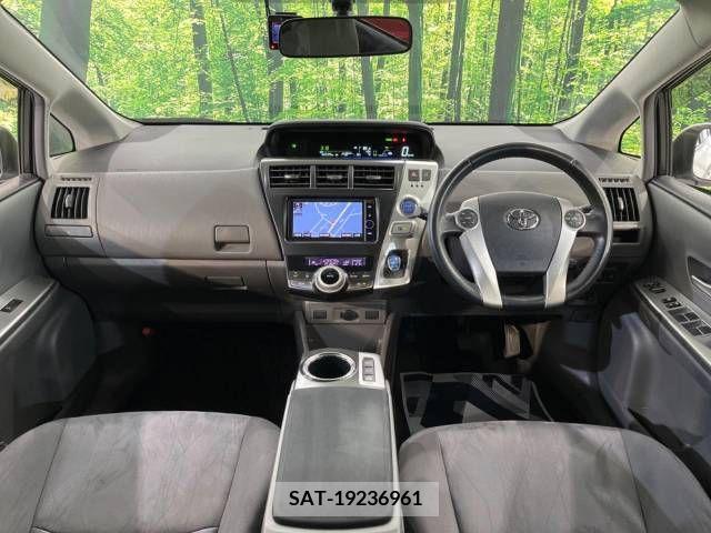 Toyota PRIUS ALPHA 2012-07 282445-1