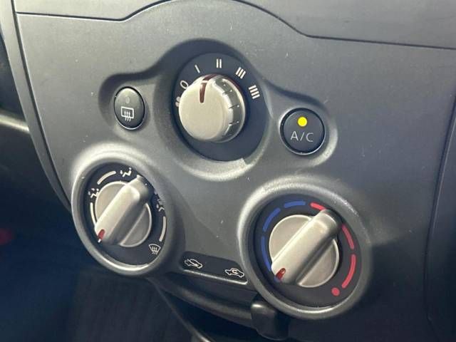 Nissan NOTE 2018-08 20973-7