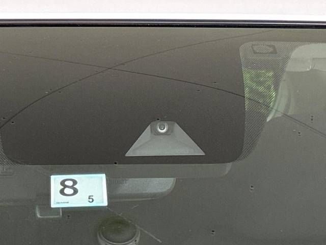Nissan NOTE 2018-08 20973-3