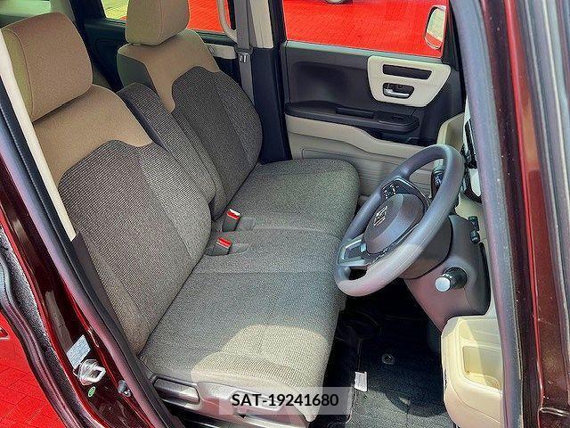 Honda N BOX 2018-06 278604-3