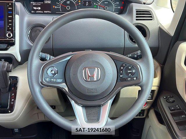 Honda N BOX 2018-06 278604-13