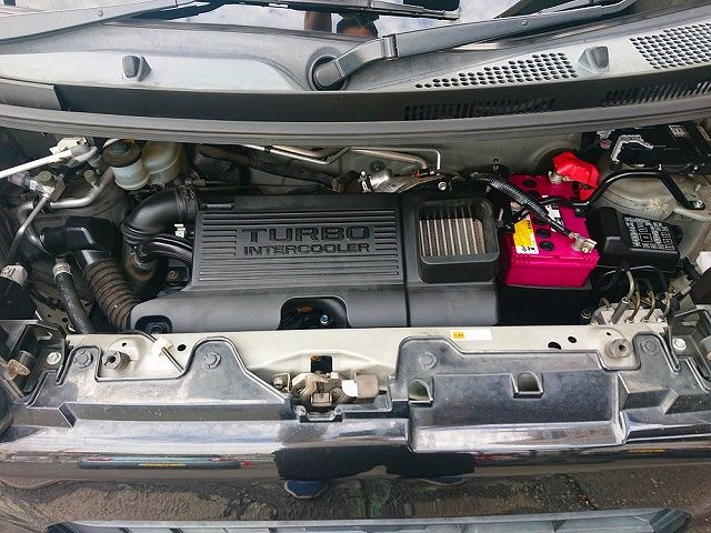 Daihatsu WAKE 2015-10 192993-27