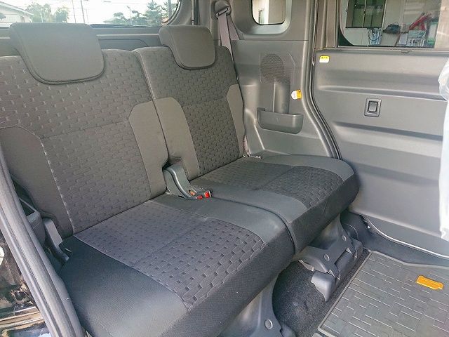 Daihatsu WAKE 2015-10 192993-3