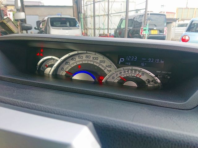Daihatsu WAKE 2015-10 192993-7