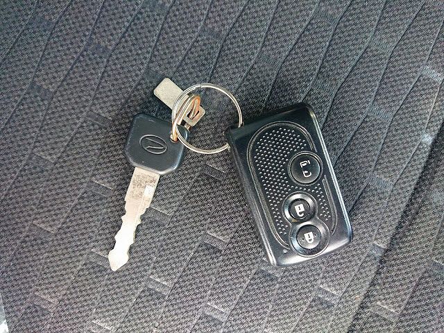 Daihatsu WAKE 2015-10 192993-24