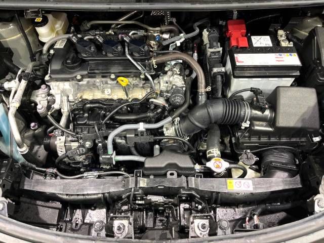 Toyota SIENTA 2023-04 192721-18