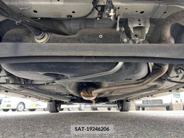 Suzuki SPACIA 2018-06 380704-19