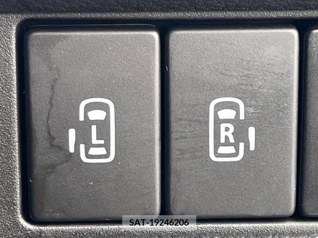 Suzuki SPACIA 2018-06 380704-3