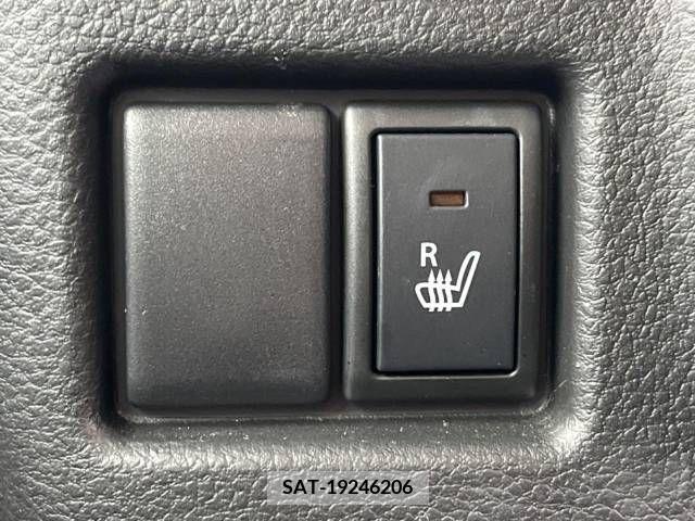Suzuki SPACIA 2018-06 380704-7