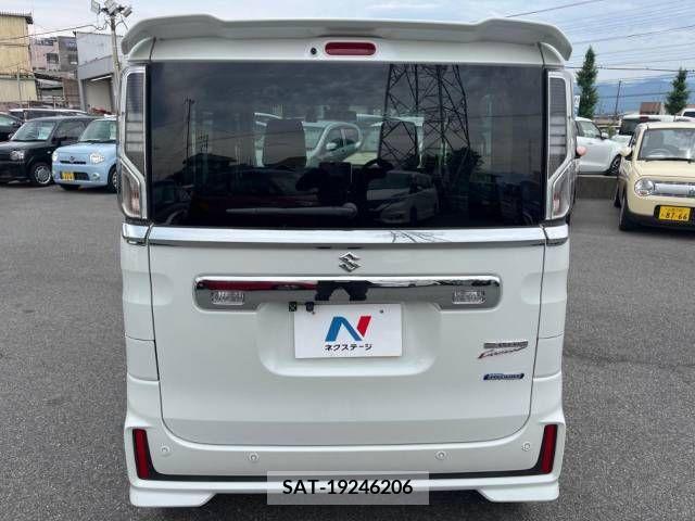 Suzuki SPACIA 2018-06 380704-15