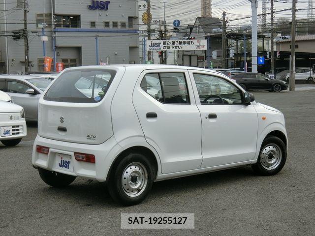 Suzuki ALTO 2015-11 205552-1
