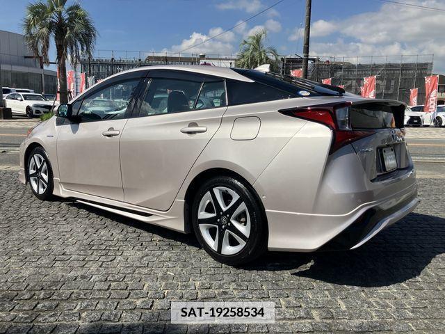 Toyota PRIUS 2019-03 366398-3