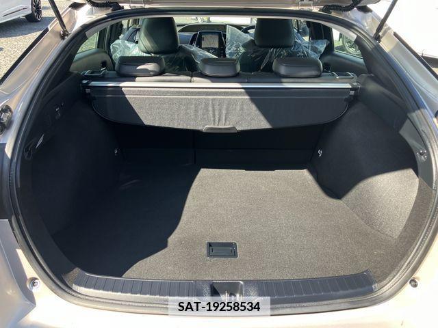 Toyota PRIUS 2019-03 366398-26