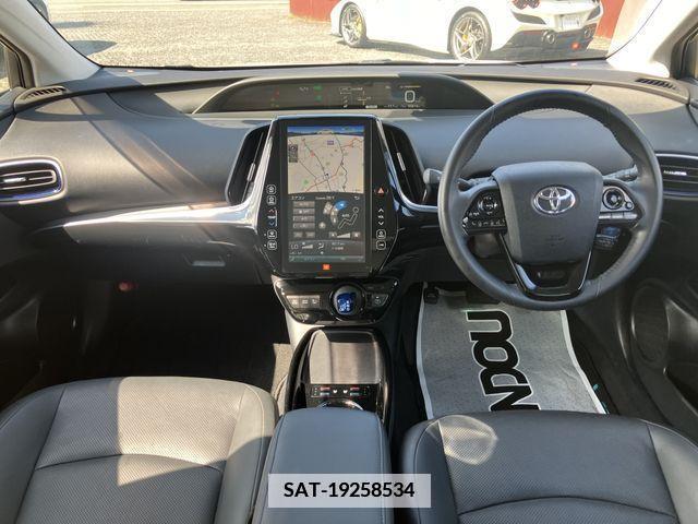 Toyota PRIUS 2019-03 366398-8