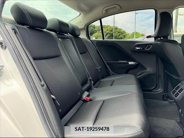 Honda GRACE 2014-12 376051-19