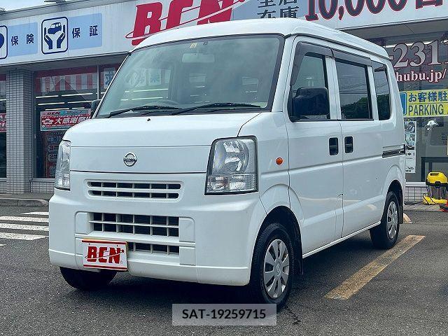 Nissan CLIPPER 2014-08 302246-0