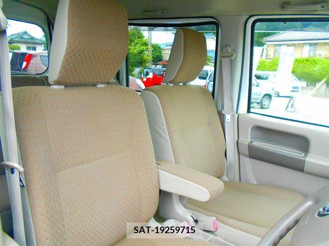 Nissan CLIPPER 2014-08 302246-9