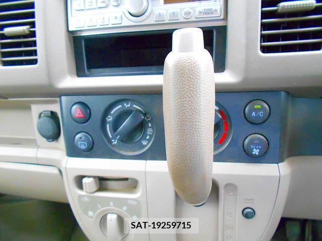 Nissan CLIPPER 2014-08 302246-19