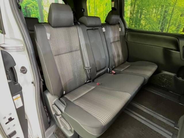 Toyota VOXY 2020-01 23549-10
