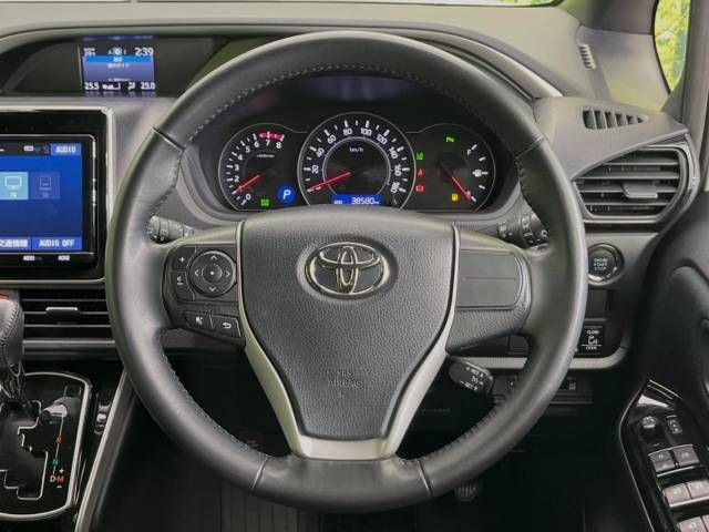 Toyota VOXY 2020-01 23549-8