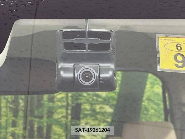 Honda N BOX 2017-09 278666-7