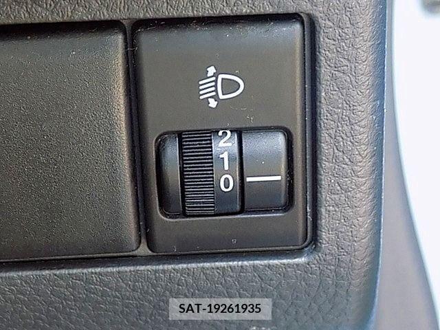 Nissan MOCO 2014-06 388772-18