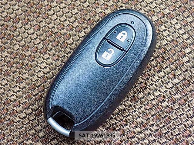 Nissan MOCO 2014-06 388772-17