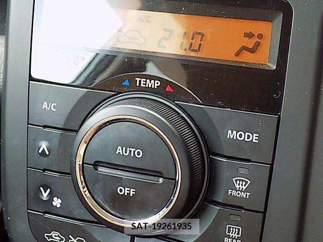 Nissan MOCO 2014-06 388772-16