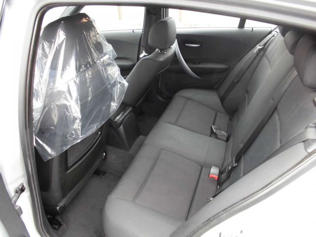 Bmw 1 SERIES 2007-03 21132-12