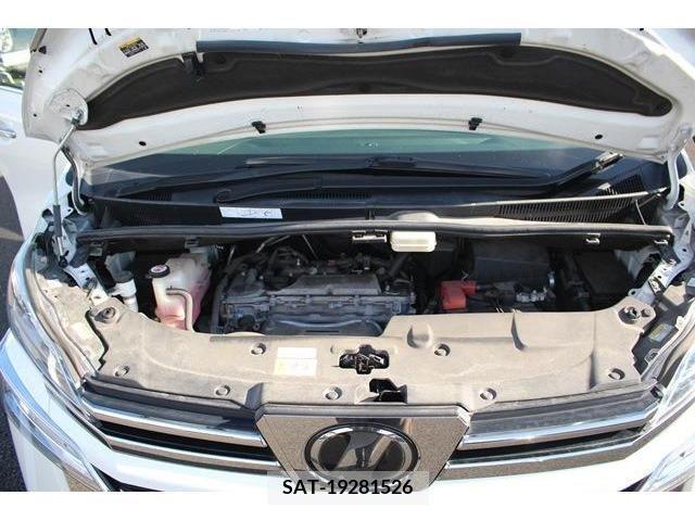 Toyota VELLFIRE 2019-04 369711-17