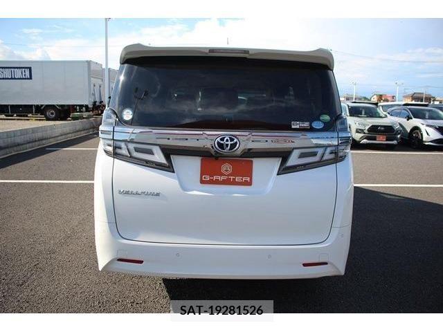Toyota VELLFIRE 2019-04 369711-11